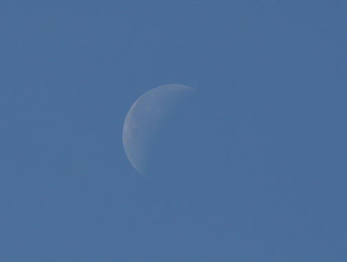Daytime Moon 4th October 2007 at 2pm